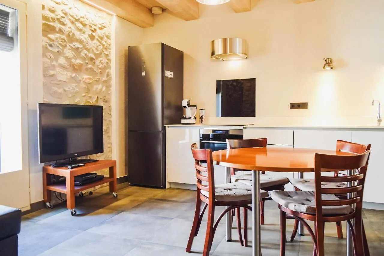 Apartment El Call Lestudi En La Juderia De Besalu